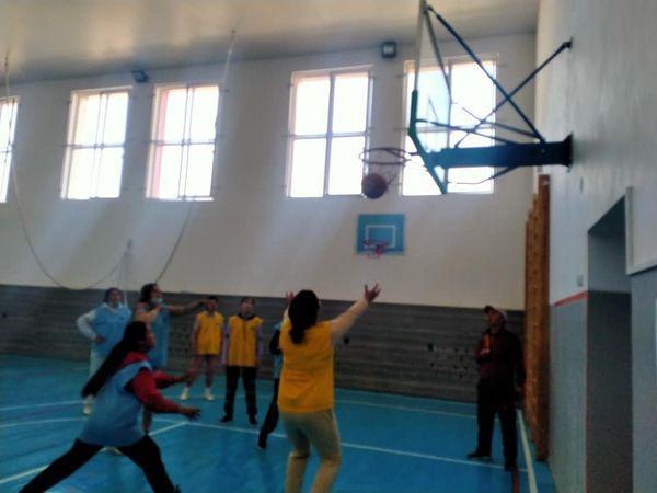 «Алтын күз» атты Футбол, Баскетбол спорт ойындарынан жарыс