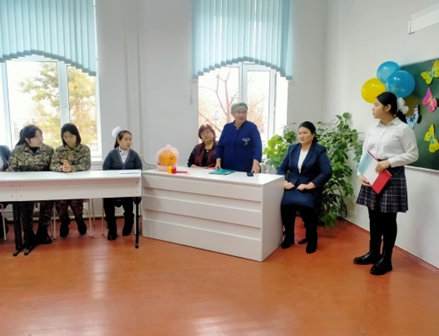 «Қызым саған айтам...» сырласу кеші